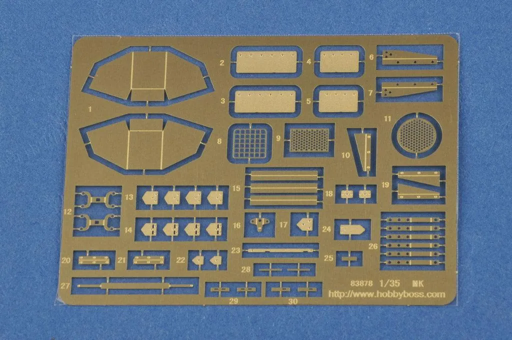 1/35 Hobby Boss Vickers Medium Tank MK II** 83881