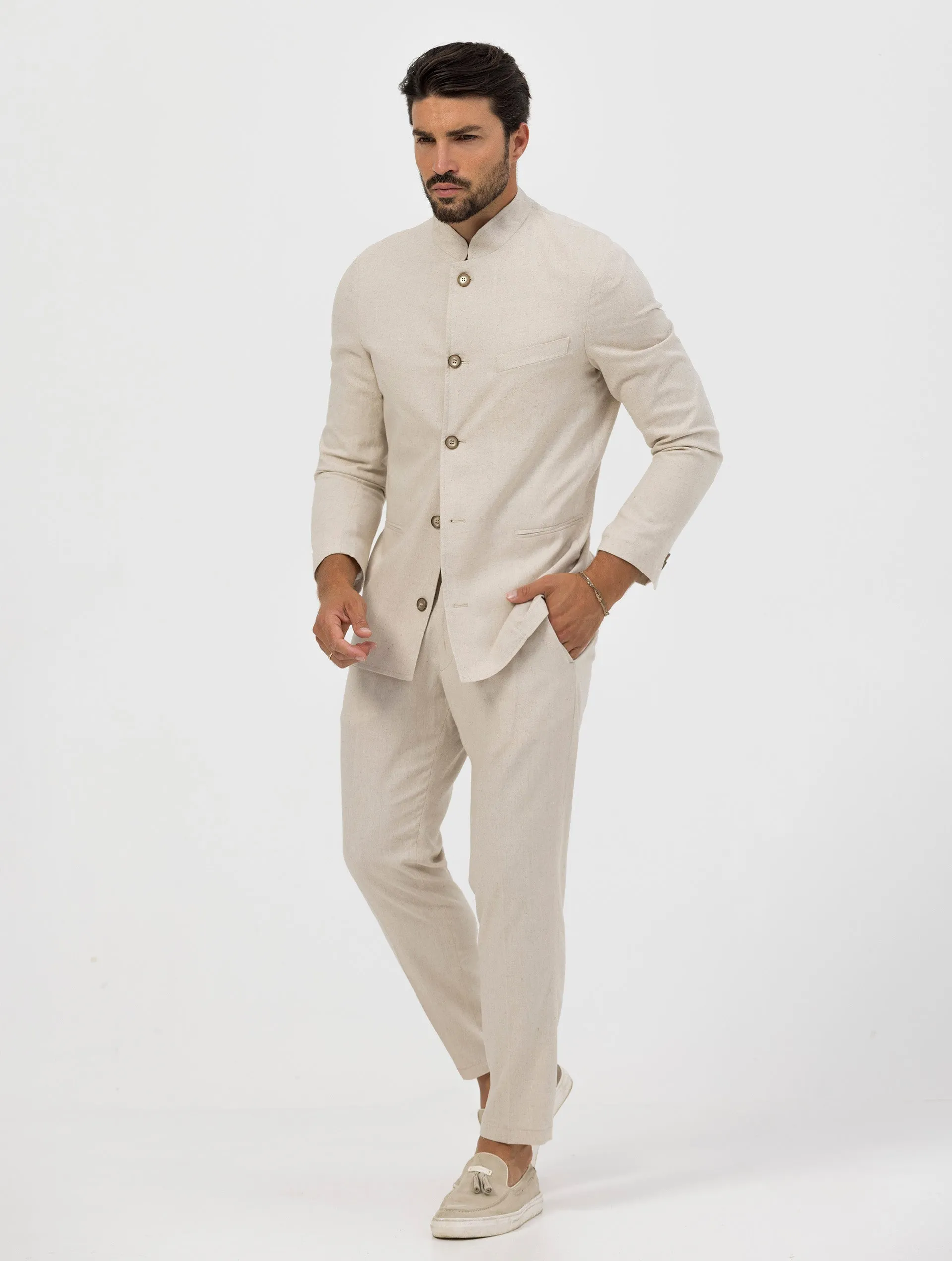 AKITA SINGLE BREASTED BLAZER IN BEIGE