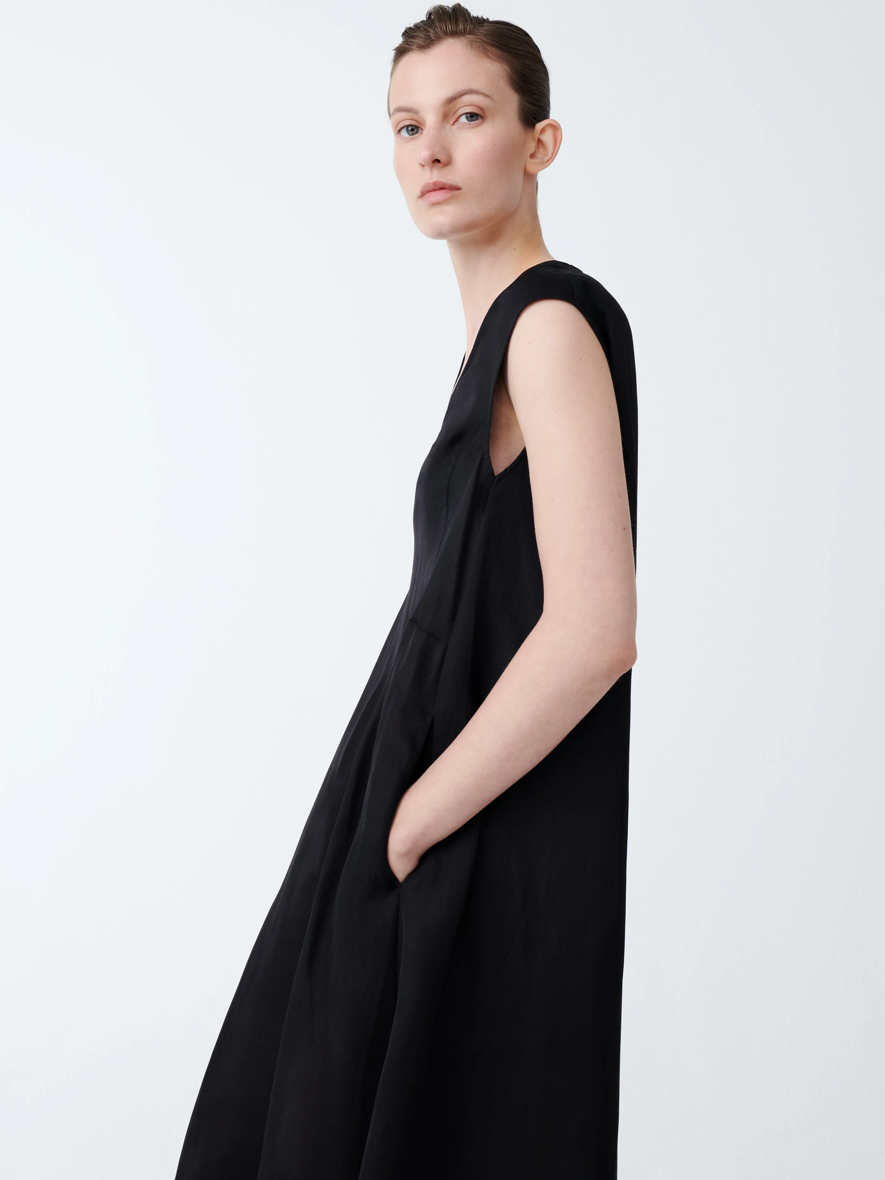 Beck Dress in Black